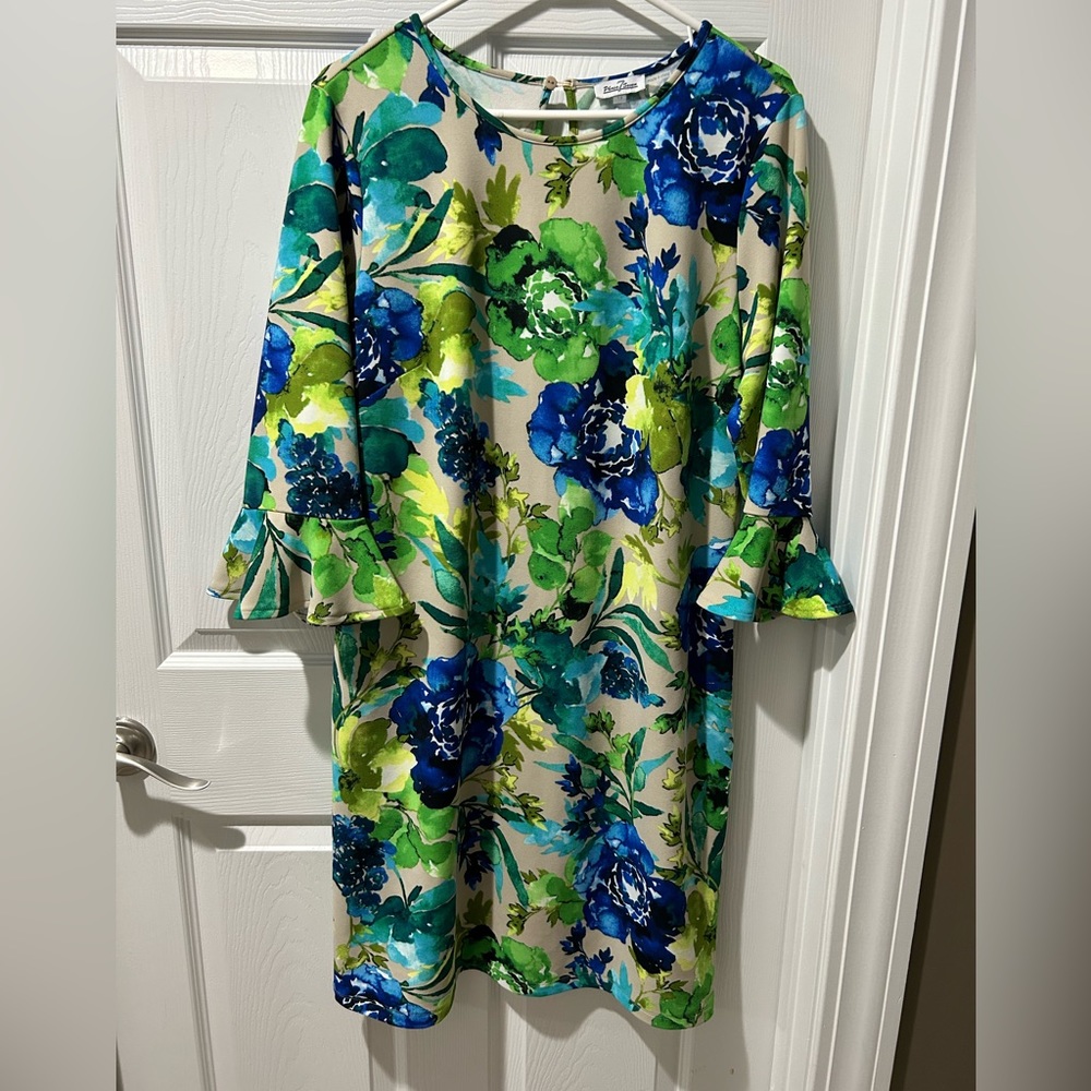 EEUC Phase 7 Seven dress, size 14